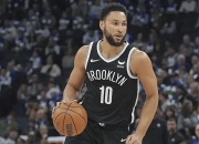 西蒙斯陷入低谷，三连败连败，独行侠球队命运悬念！