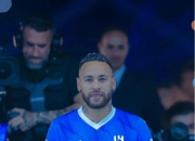 内马尔爆冷击败巴黎圣日耳曼，战术调整引爆全场！的简单介绍